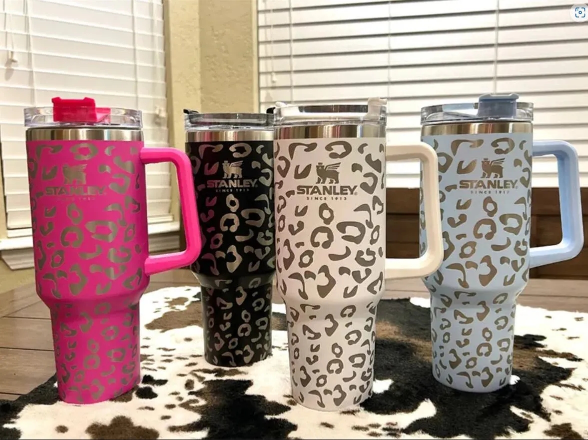 

1Pc With LOGO STOCK stanIey quencher 40oz tumblers Leopard Print stainless steel handle lid straw big capacity beer mug water bottle cup, Multi-color