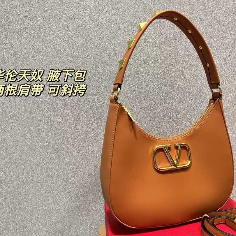 

Women New Handbag Designer Bags Women's Luxurys Valentiones Black Leather Logo Riveted Zipper Portable Shoulder Bag Size 28 18 B3VV