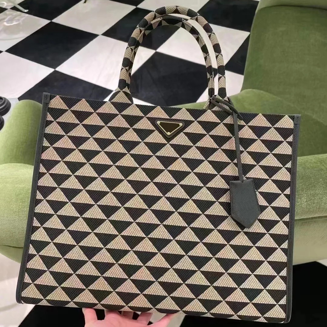 

3 size prad Symbole Triangle large tote Bags Womens canvas embossed 10a quality Beach mans top handle bag Designer Shoulder Crossbody purse luxury clutch bag handbag, White