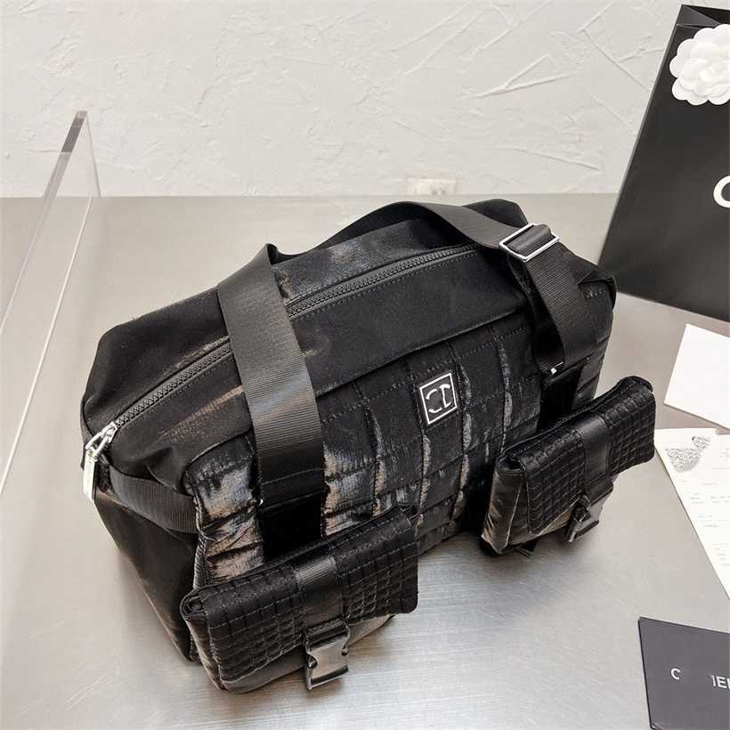 

14% OFF 2023 Fashion handbag Home New Travel Lingge Nylon High Capacity Chaoka Light Leisure Bag, Black