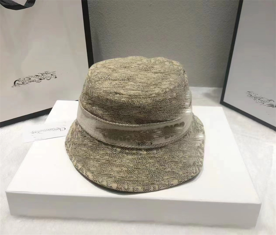 

2023 New Fisherman's Hat Men's and Women's Luxury Classic Alphabet Brand Sun Hat Summer Fashion Sports baseball cap, Grey