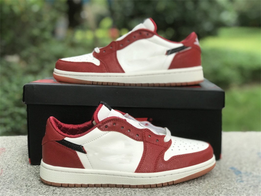 Chaussures de basket Jumpman 1 LOW Burst Noir Rouge 1S OG Hommes / Femmes Sport Sneaker Avec Boîte D'origine