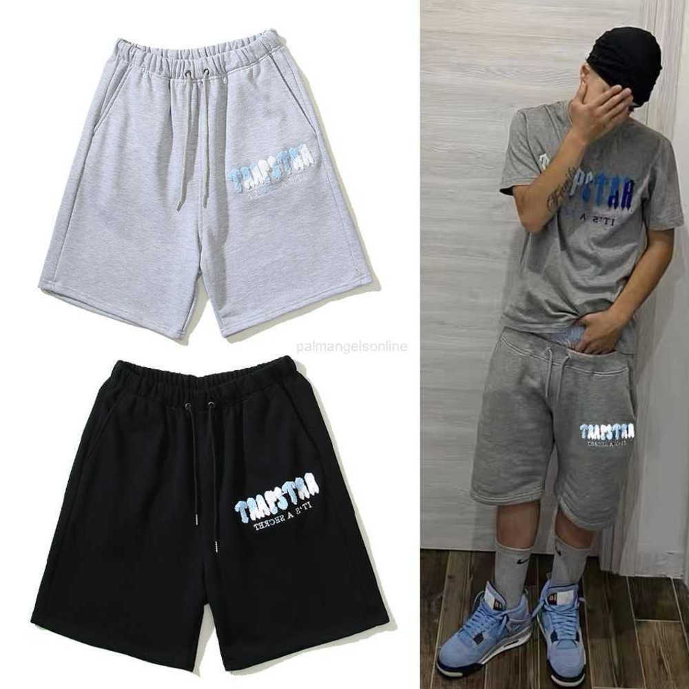 

Designer Short Fashion Casual Clothing Trapstar Trendy Rainbow Scarf Embroidered Casual Shorts Capris Summer Unisex Loose Casual Couples Joggers Sportswear new, Black
