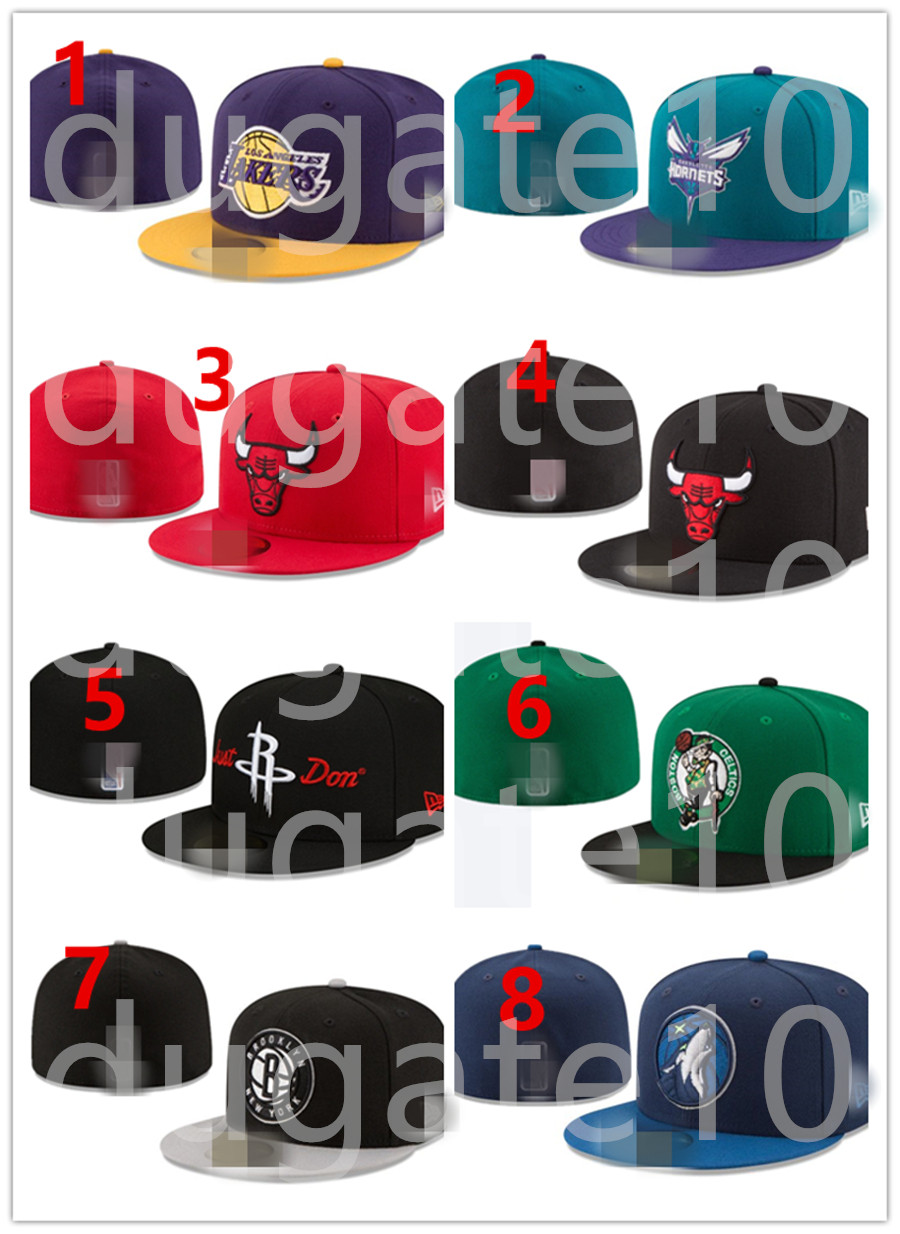 

2023 New Design Men's Foot Ball Fitted Hats Fashion Hip Hop Sport On Field Football Full Closed Design Caps Cheap Men's Women's Cap Mix H19-5.6-4