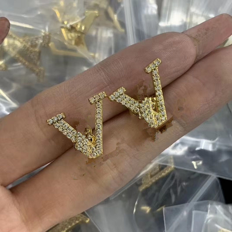 V-shaped Earrings for Women Fashionable Temperament Trendy Personalized Versatile Hoop Earring 2023 New in Accessories-image-939251333