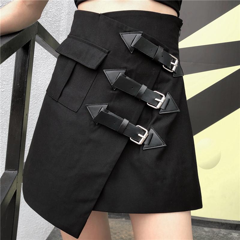 

Skirts Girls Black Gothic Skirt Punk Rock Metal Buckles Dark Harajuku A Line Shape Chic Cool Dance Skating Bigger Size, Picture shown