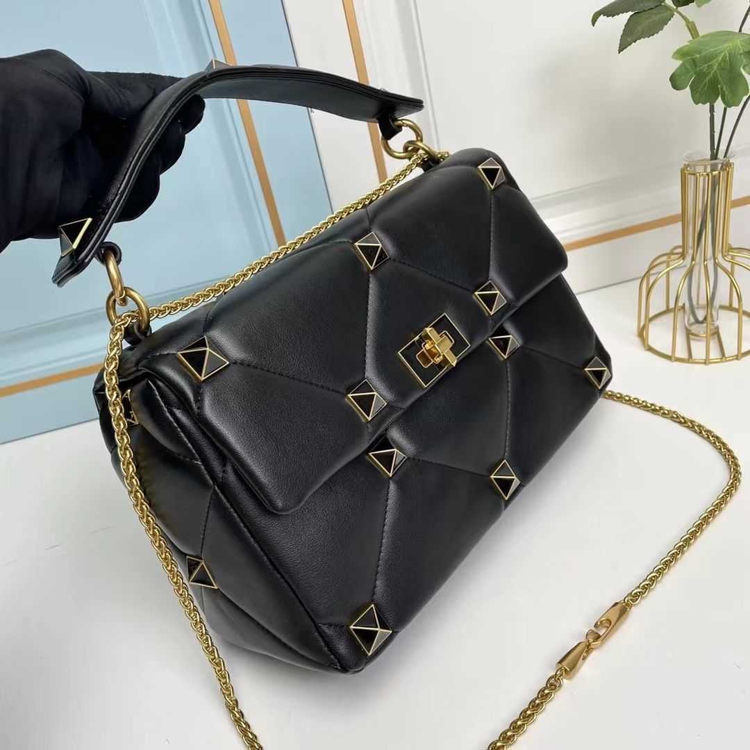 

Rivet Designer Women Bags Luxurys Valentiones Handbag Beauty Women's Chain NV53, Light pink medium size 25cm long