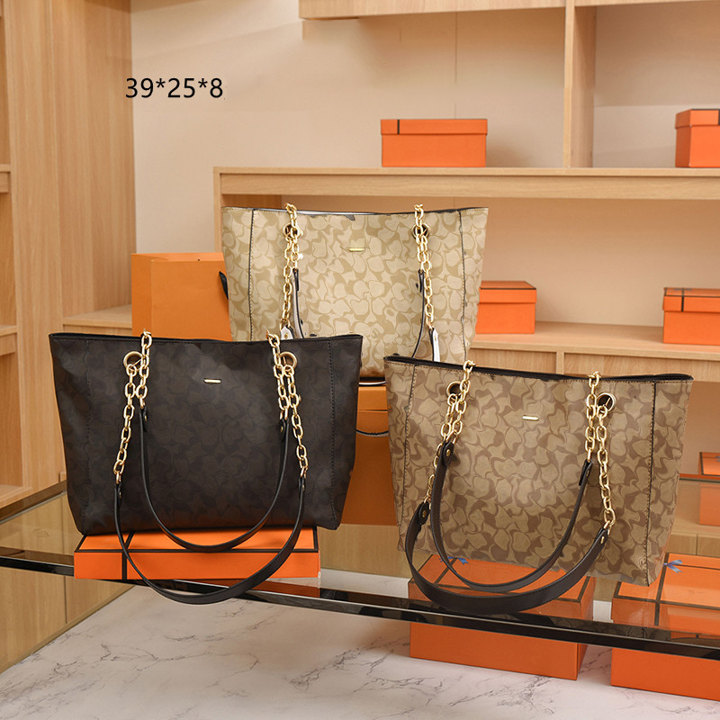 

luxurys womans chain tote bag Purses wallets women men card holder Designers handbags backpack crossbody coach bags new#473