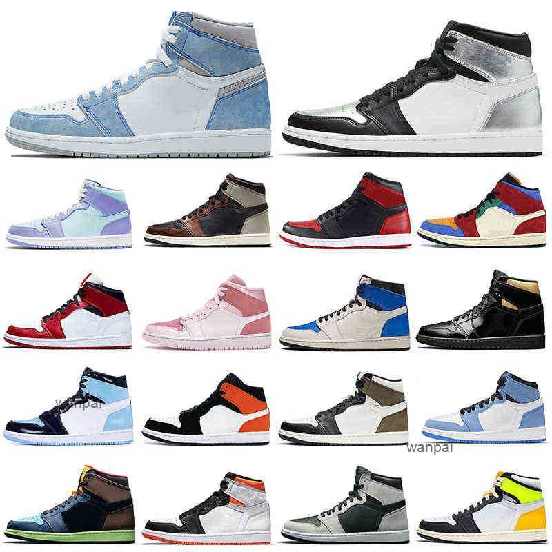 

2021 1s men basketball shoes 1 Hyper Royal Banned Bred Shadow Chicago women mens trainers sports sneakers Walking Jogging Wholesale, 1s hyper royal