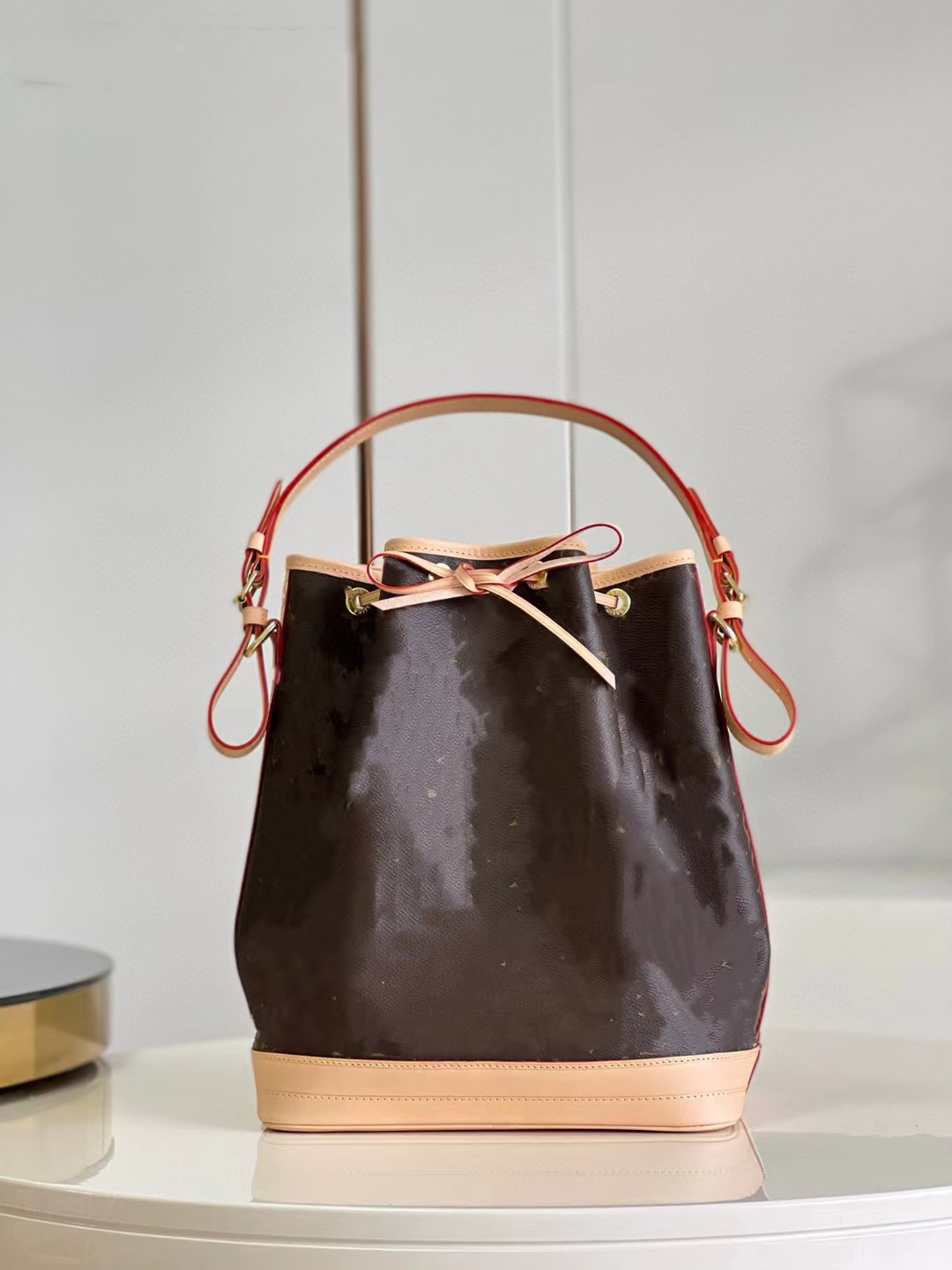 2023 Designer luxury fashion bags Cannes Handbags Women Classic Shoulder Purse Lock Clasp Leather Bucket Totes Crossbody Fashion Lady Leather Cyl-image-939259513