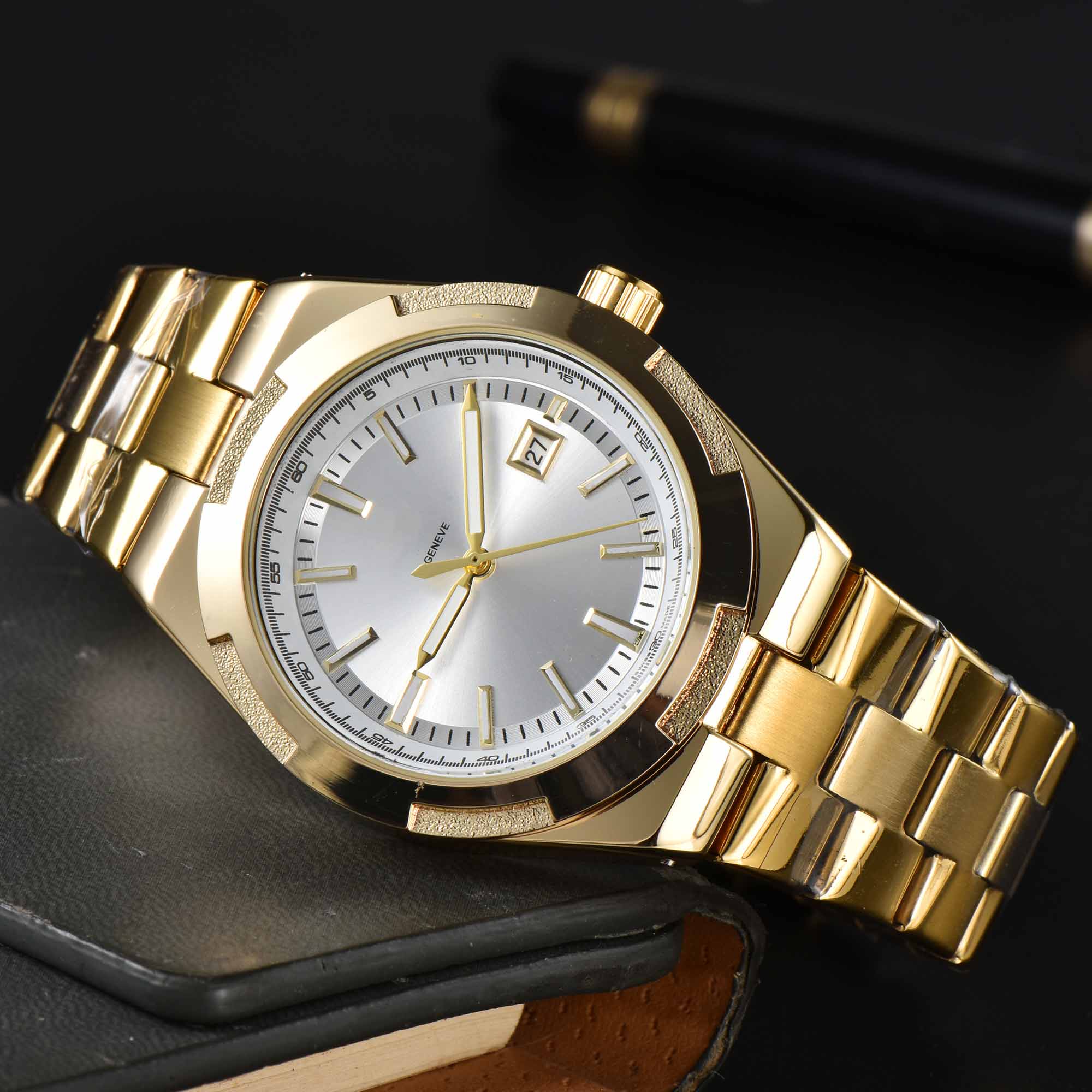 

Men's new luxury quartz watches casual three-hand multifunction calendar luminous steel band brand watches, F00000000012