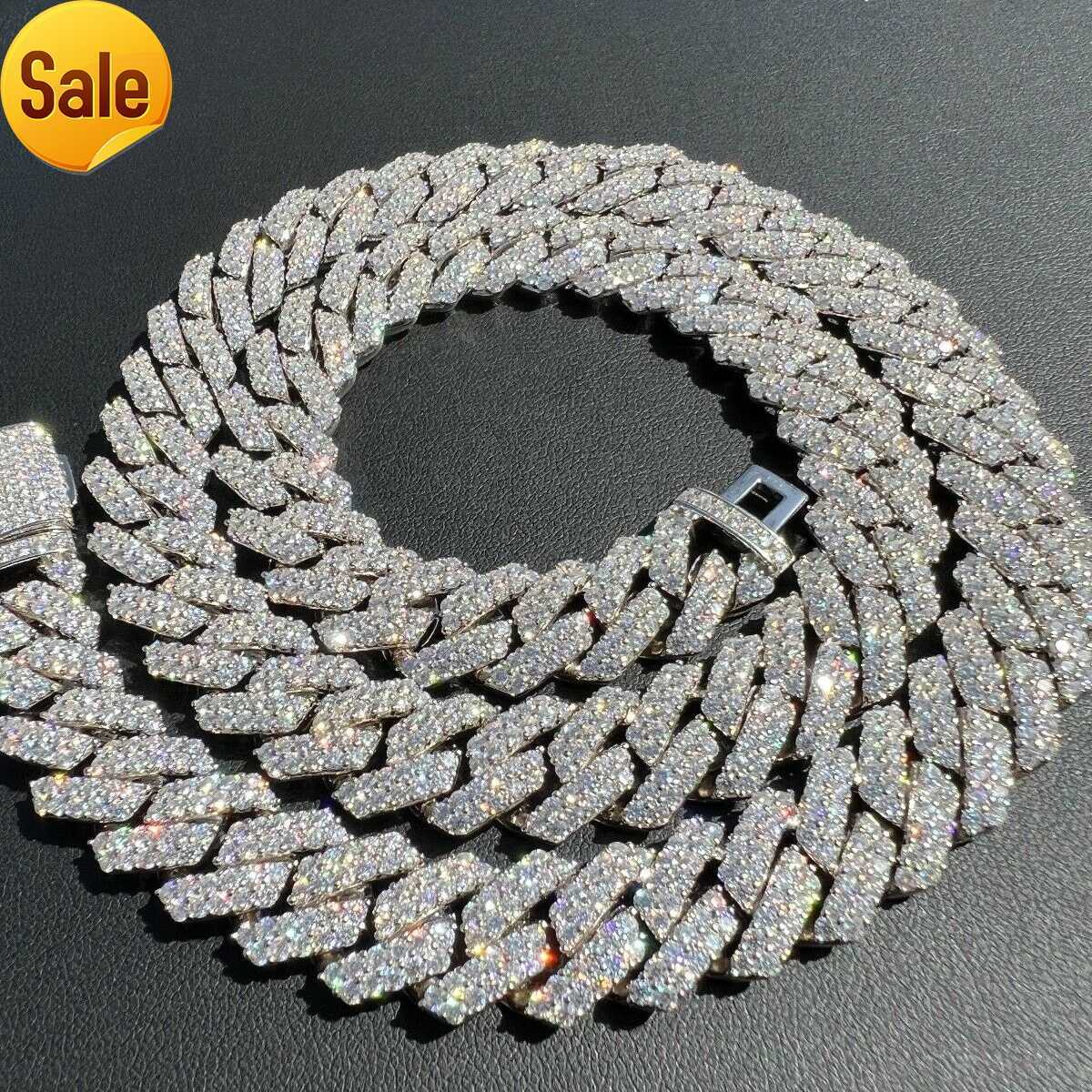 

Custom Hip Hop Ice Out Moissanite Cuban Chain 925 Sterling Silver VVS Moissanite Pendant Cuban Link Chain