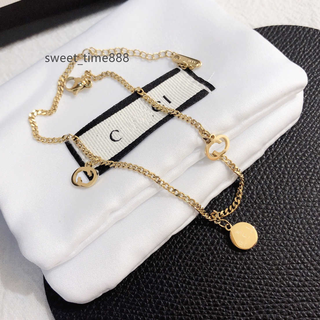 

Desinger Pendant Anklets for Women Gold Coin Summer Stainless Steel Chain Jewelry Fashion Accessories Gift 20-25cm Adjustable Trendy