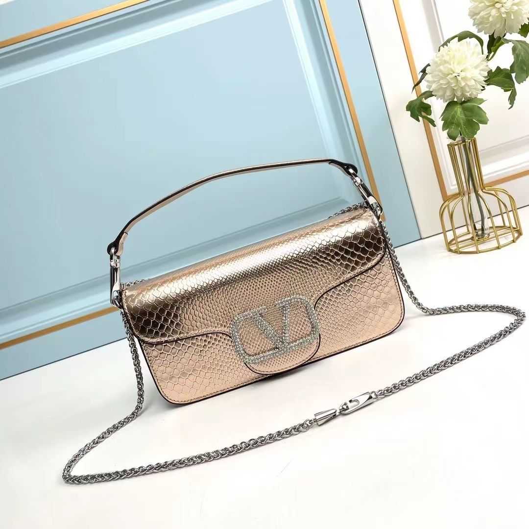 

Patterned Designer Women Bags Luxurys Snake Valentiones Handbag Cowhide Loco Women's Shoulder Crossbody Chain Mini Underarm QG3A, Black small 20cm