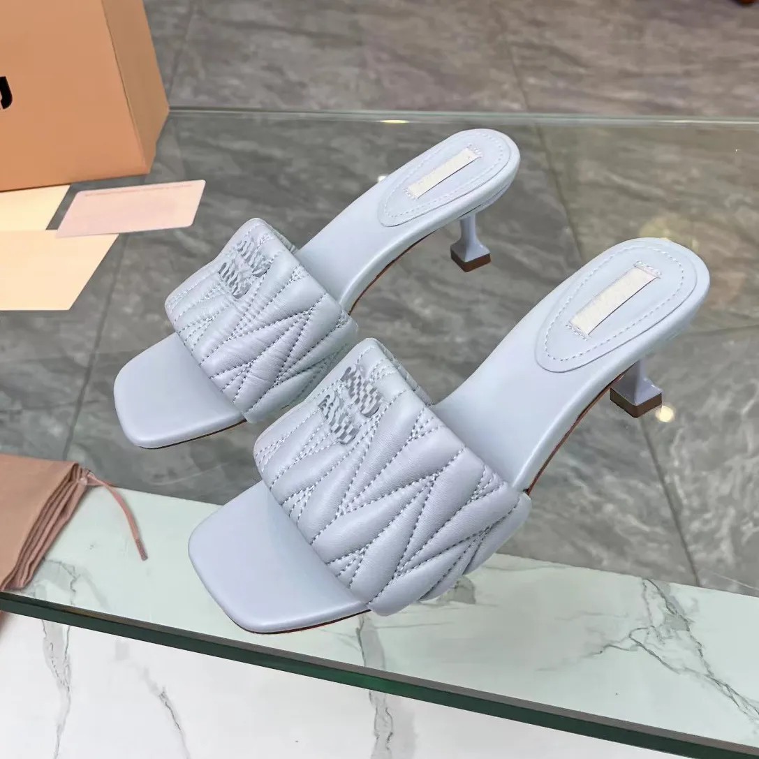 New Slippers Luxury Designer Women High Heel Sandals Pleated Leather Banquet Shoe Wine Cup Heels Casual Home Classic Dinner Shoes
