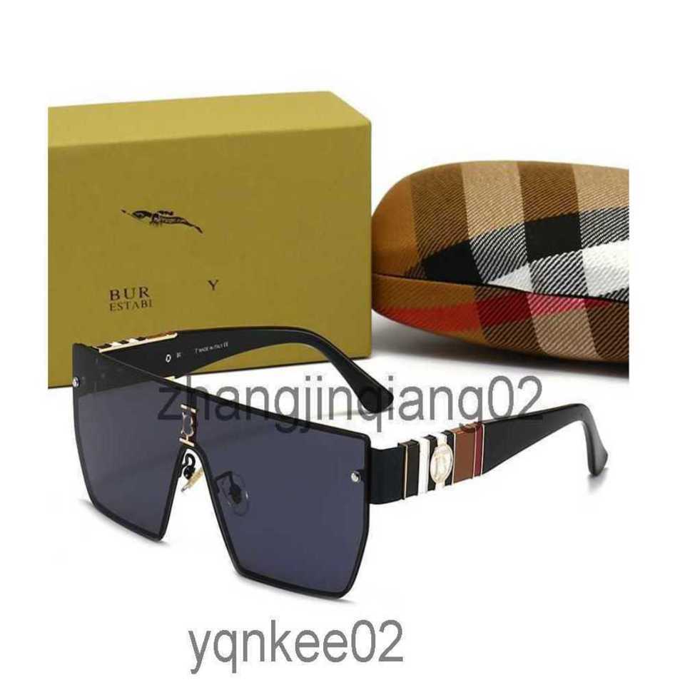 

Designer Burbrery Sunglass Cycle Luxurious Fashion Sports Polarize Sunglasses For Men Women Summer Vintage Baseball Fishing Driving Beach Black Sun Glasses