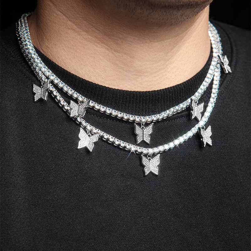 

Qianjian Hot Sale Factory Direct Moissanite Butterfly Charms Necklace for Men