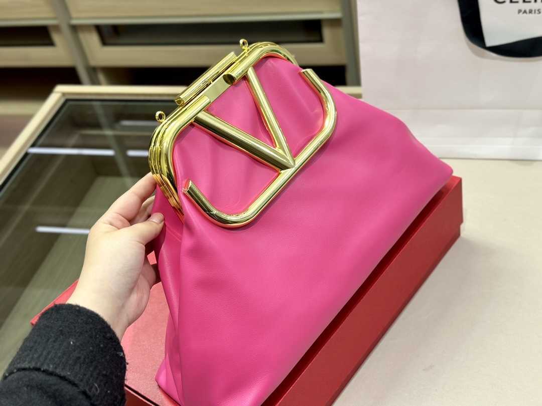 

High Designer Valentino Cloud Bags for Women Lady Quality Luxurys Handbag Fashions Envelope Crossbody Fashions Bag 2 JXZP