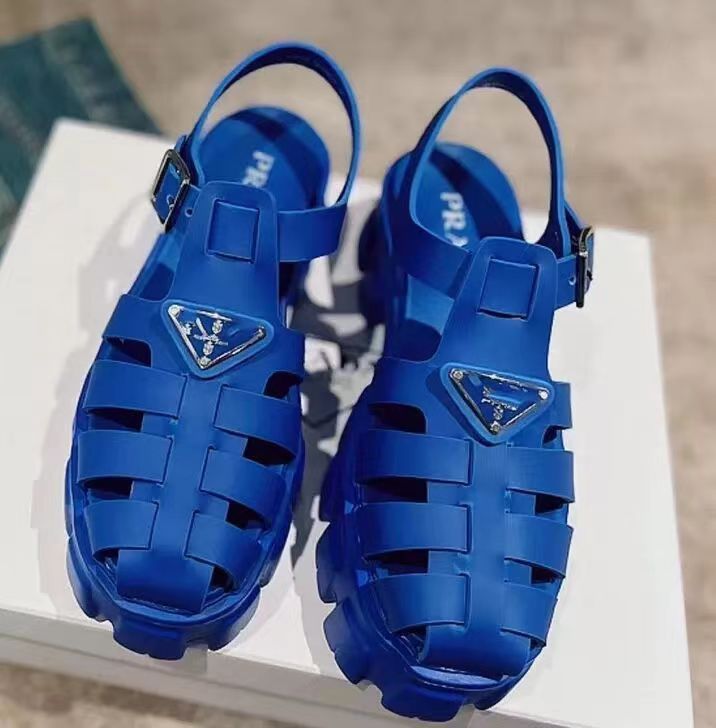 

Roman Women Sandals Women's 2023 New Summer Fashion Breathable Bun Head Increase Thick Bottoming Hollow Buckle Sandals, Green