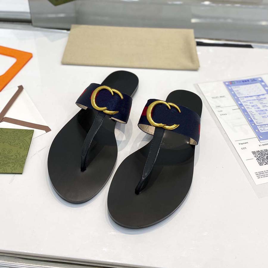 

2023 Luxury designer herringbone slippers mens summer leather high-end leisure non slip toe clip outdoor sandals womens shoes lovers slippers size 35-46 +box, 12