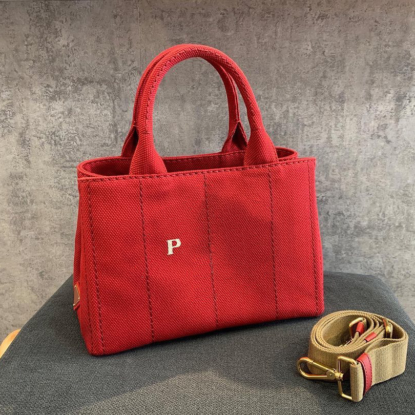 

2023 Womens canvas tote Shoulder Bags prad triangle luxury travel bags pochette handbag Crossbody hobo mini shopping bag Designer clutch messenger summer Beach bag, Black