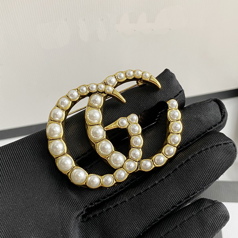 

Luxury stamped brand high brand men's and women's unisex brooch