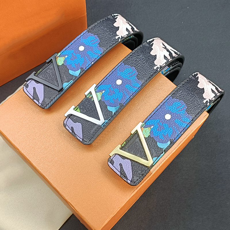 

Luxury designer belt men belt fashionable belt graffiti style width 3.8cm made of cowhide material very comfortable Business Belt