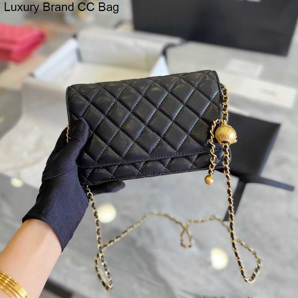 

Mini Bags Luxury Classic CC flap bag Golden Ball Shoulder Designer handbags classic bags womens Denim 2.55 handbag 5A-quality gold chain shoulder Designer tote, Grey
