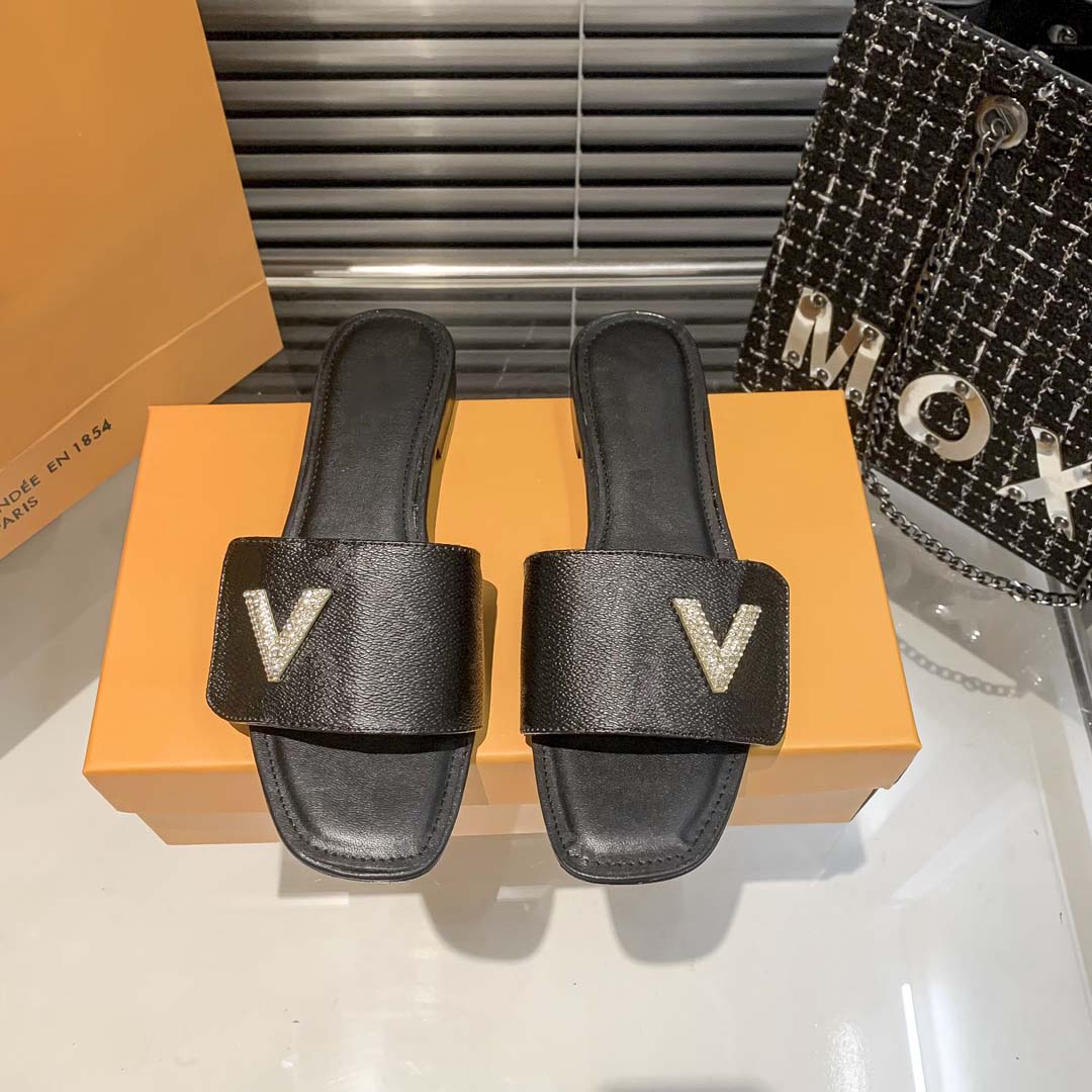 

2023 Summer New European Station Flat Heel Square Toe Open Toe Fashion Versatile One Line Slippers Genuine Leather Slipper Old Flower Slipper, #7