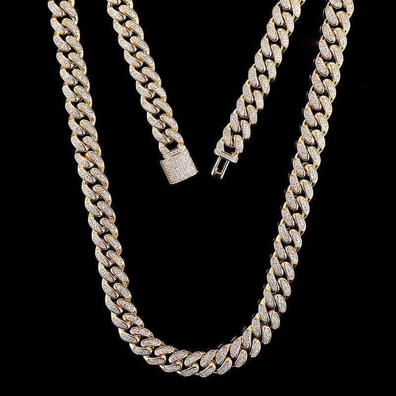 

Trendy 8mm Silver Inlaid Moissanite Rimmed Silver Gold Plated Cuban Chain for Men