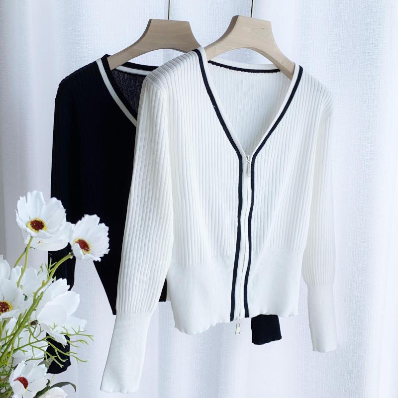 

Women' Knits Black And White Knitted Cardigans Zipper V-neck Elegant Fashion Sweaters For Women Autumn Long Sleeve Knitwear Coat Sweater, White cardigan