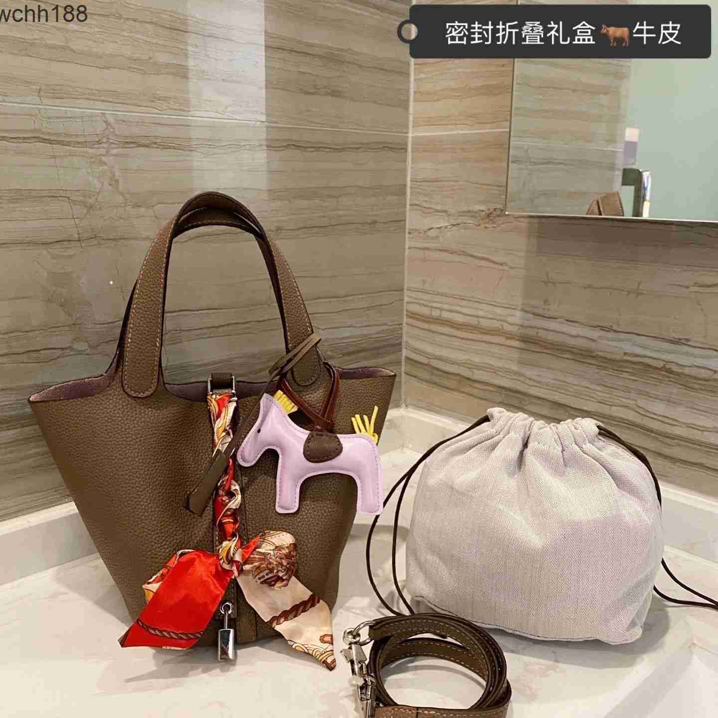 

Cow Basket Picotin Locks Leather Bag Designer 2023 Bags Handle Tote h Top Palm Layer Lychee Grain Basket Women's Bucket Handbag Oot2, Bright red