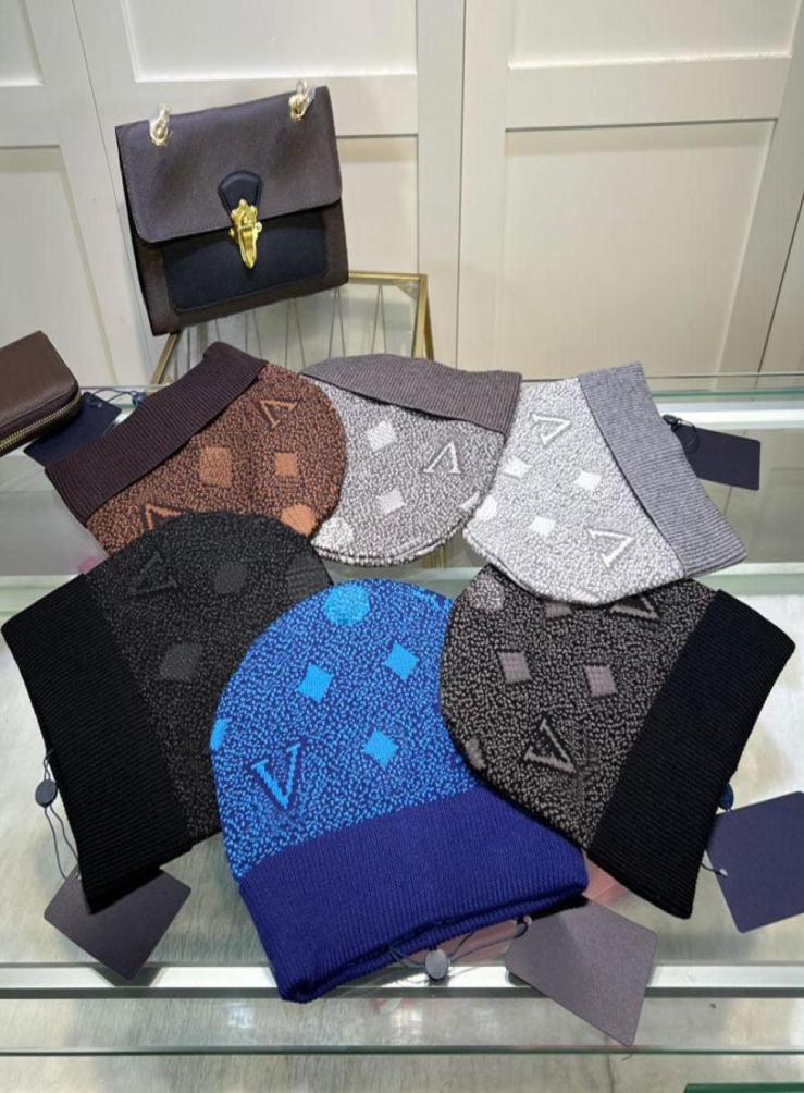 

Designer Skull Caps Classic Temperament Knitted Hat Beanie Cap for Man Woman Winter Hats 6 Colors8154771, Brown