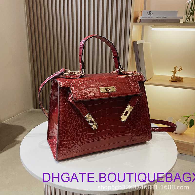 

Designer Hremm Kelys's Bags for sale Classic Wedding Women's Crocodile Pattern Handheld One Shoulder Fashion Crossbody Bridesmaid Bride Have Real Logo, Red