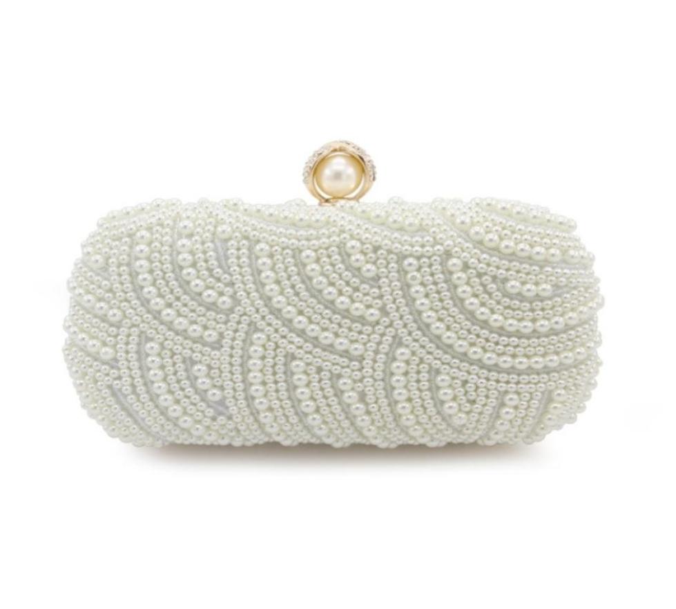 

Top Square Pearls Rhinestone Beaded Bridal Hand Bags Beautiful Cheap Online Bridal Wedding Accessories Evening Handbags Crutc9159007
