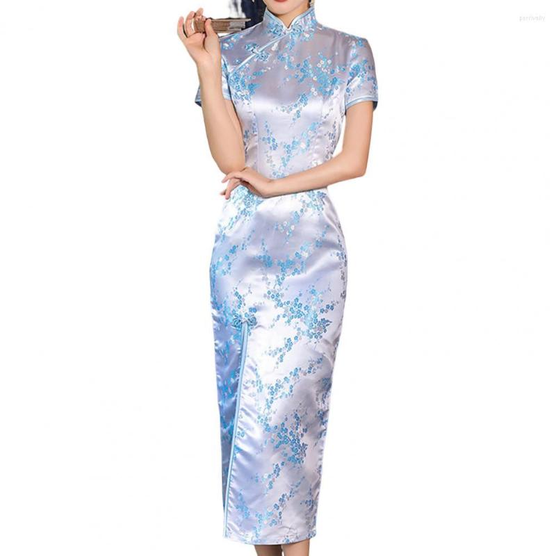 

Ethnic Clothing Women Short Sleeve Disc Buckles Cheongsam Embroidery Plum Blossom Print Split Traditional Qipao Female Chinese Style