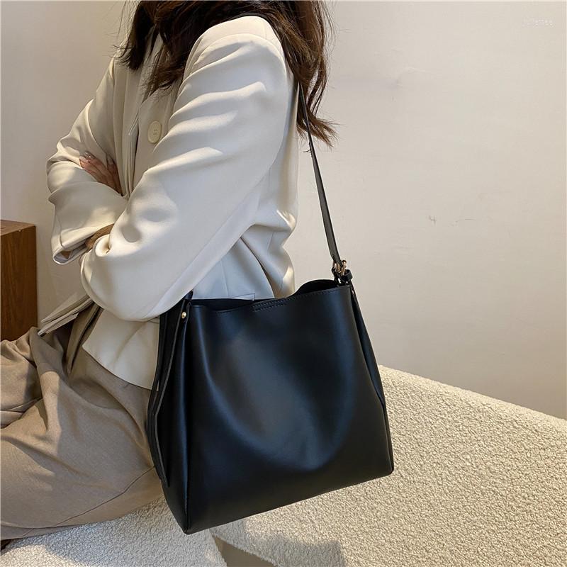 

Evening Bags Women Handbag 2 Piece/set Large Capacity Shoulder PU Ladies Wild Handbags For 2023 Designer Luxury, Black