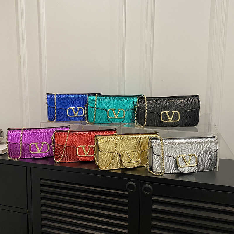 

2023 hand Trendy and trendy women's Fashion small square High grade chain Women's underarm crossbody bag Bags, Silver9