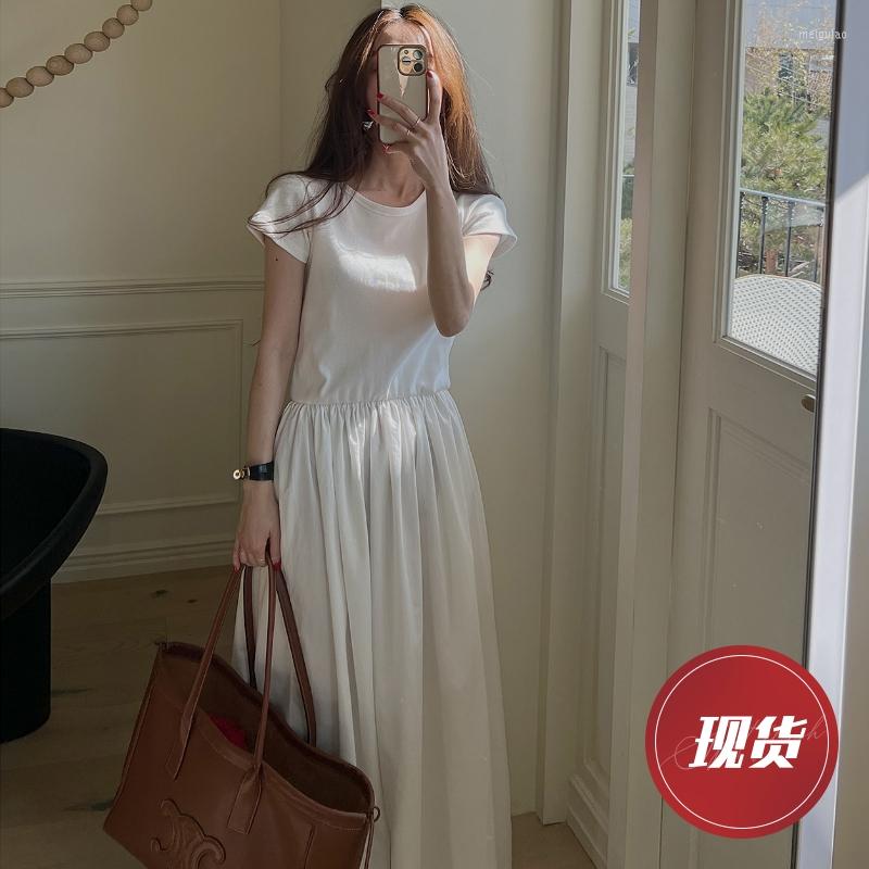 

Casual Dresses Spring And Summer Korean Niche French Vintage Temperament Crewneck Fold Stitching Large Swing Type Short-sleeved Dress Female, Deep blue