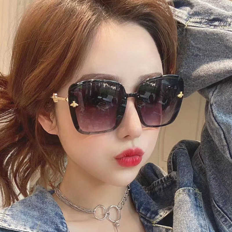

2020 new trend Style Women's frame net Red Sunglasses big face