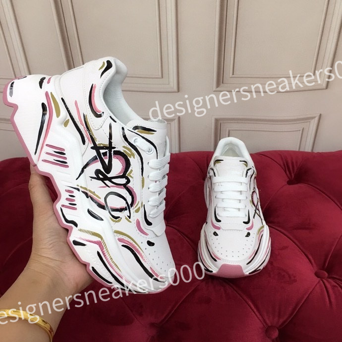 

2023 Hot Luxury Designer Womans Whites Casual Shoes Round Toe Lace Up shoes Comfortable Women Men's Outdoor Sneakers Breathable Canvas, 01