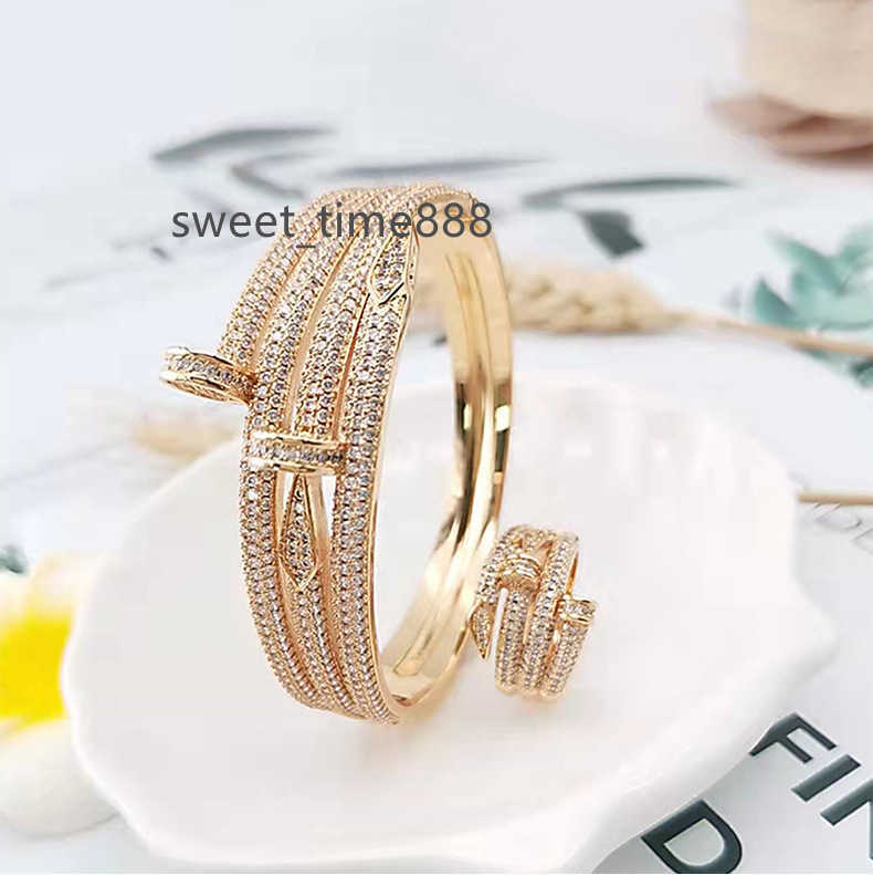 

Luxury inspired designer jewelry full of zircons accessories for women double layers screw nail bangle bracelet ring