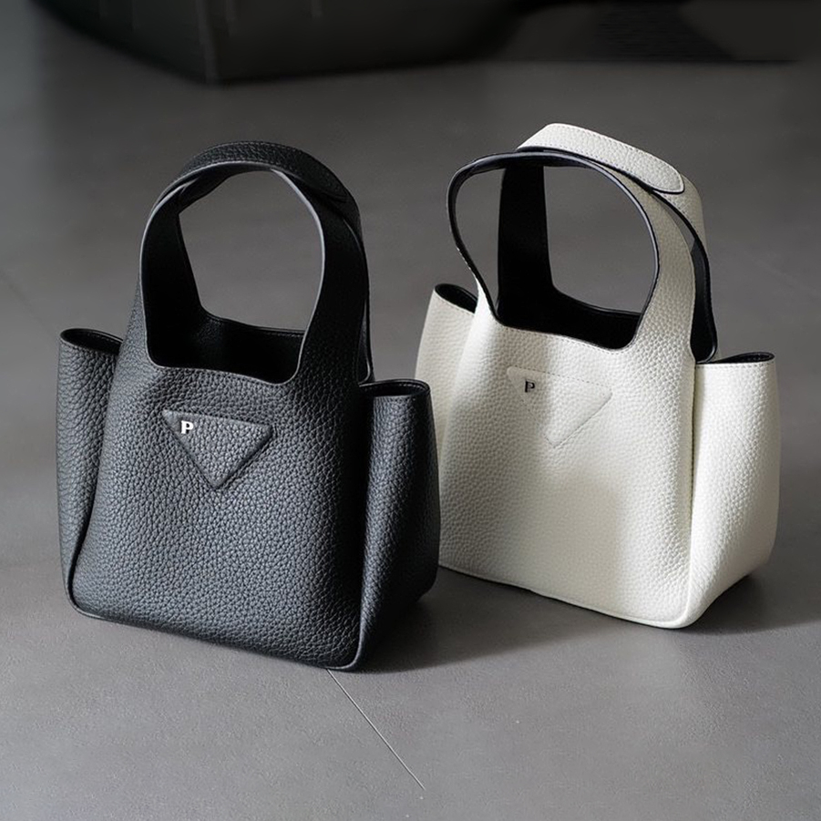 

7a quality handbag Triangle tote Shopping crossbody bag Womens designer shoulder basket bag wallet Mens pochette Metal fittings bags prad Magnetic snap clutch bags, Black