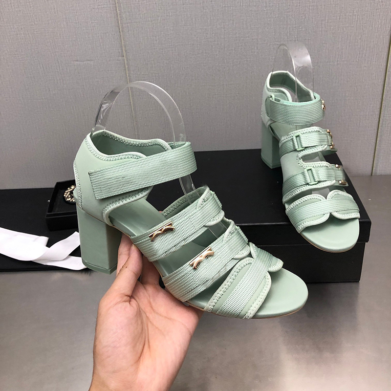 

Women High-Heeled Sandals Striped Solid Color Chain Thick Heel 8.5cm Dress Shoes Hardware Metal Lettering Logo Designer Outdoor Beach Shoe Height Raising Casual Shoe, Box