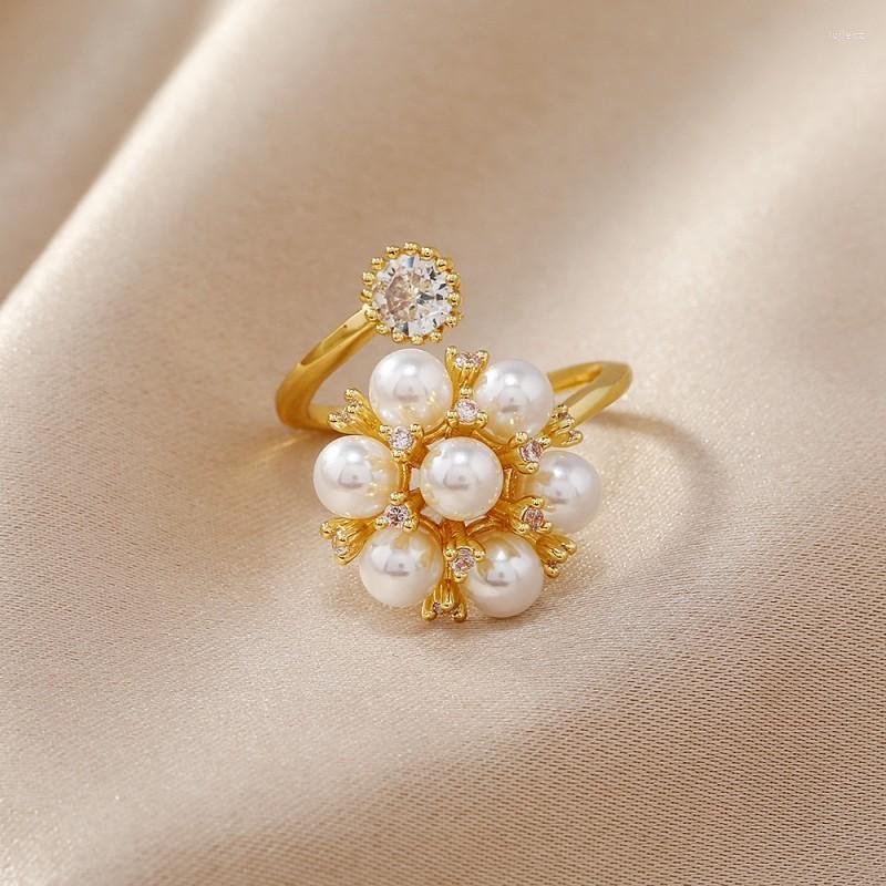 

Cluster Rings 2023 Senior Pearl Flowers Open Ring Fashion Elegant Fresh Crystal Women Party Fine Adjustable Jewelry