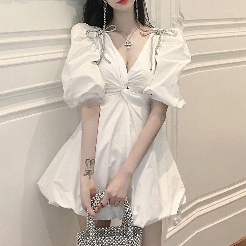 

Casual Dresses 2023 White Vintage Doll Mini Dress Women Sexy Cute Hollow V-Neck Knotted Elegant Bow Fairy Puff Summer Night Beach Party