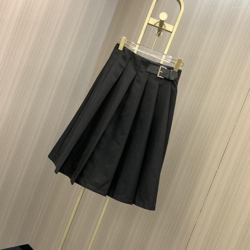 

Skirts Pleated Half Skirt! A Very Stylish Dark Dress, Black