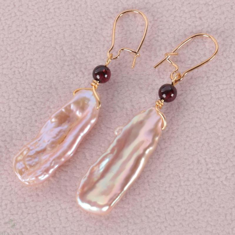 

Dangle Earrings 8x18MM Natural Pink Baroque Pearl Garnet Bead Earring 18k Cultured Wedding Accessories Gift Hook Jewelry Fashion
