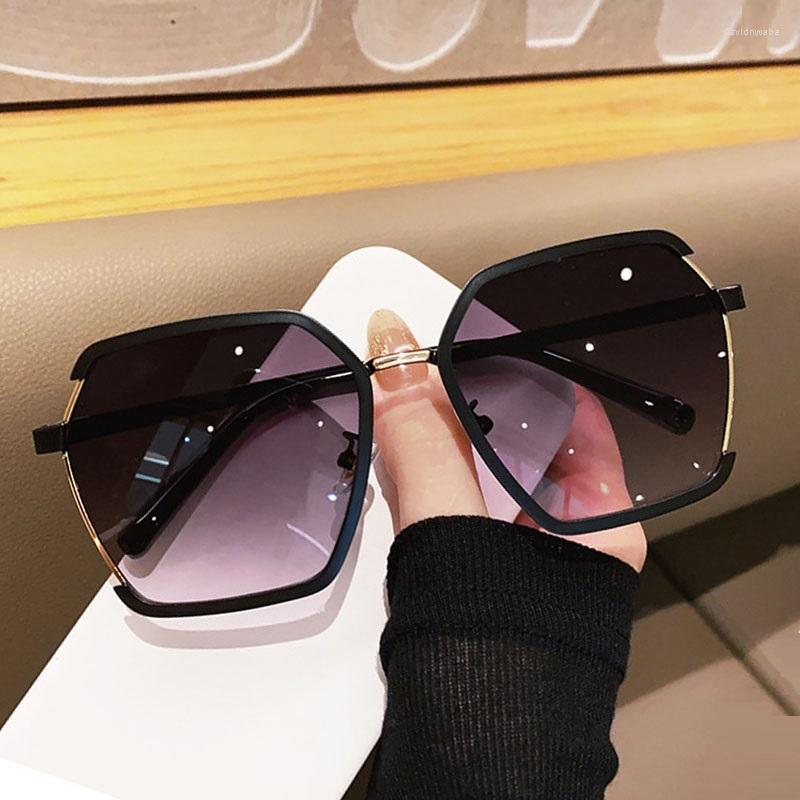 

Sunglasses Women Square For Men Oversized White Tea Original Brand Design Sun Glasses Female Shades Travel Sunshade