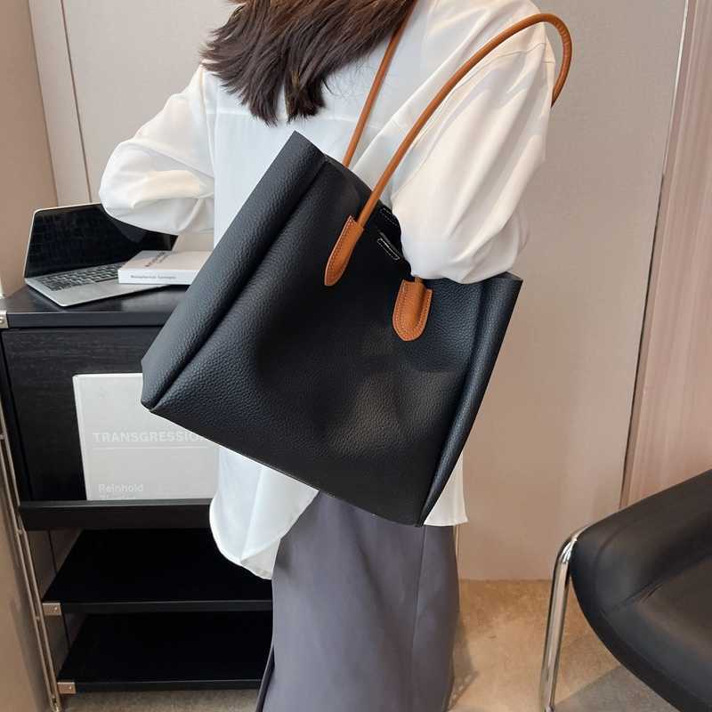 

Nxy 2 Pcs/set Leather Shoulder Side Bags for Women New Solid Color Hand Bag Lady Travel Tote Handbag 230424, Beige